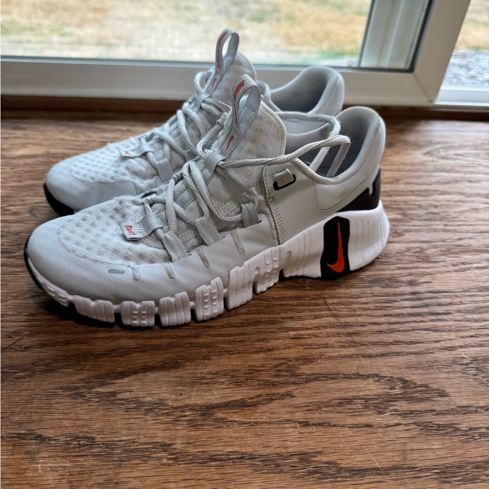 Nike Free Metcon 5 “ photon dust picante”